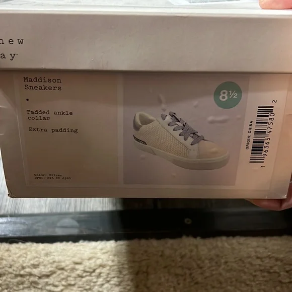 a new day Maddison Mixed Fabric Lace Up Sneakers Size 8.5 - Picture 12 of 13